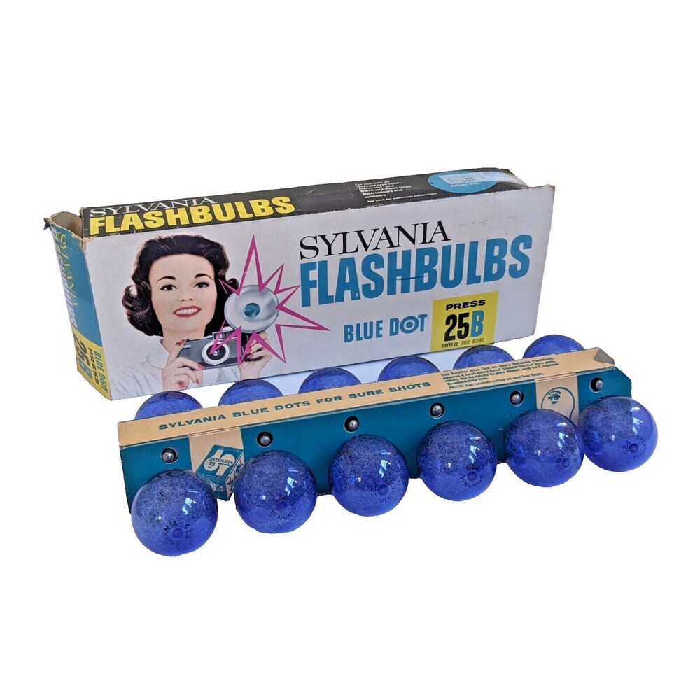 Vintage Sylvania Press 25B Blue Dot Flashbulbs 12-Pack‎ In Original Box NOS